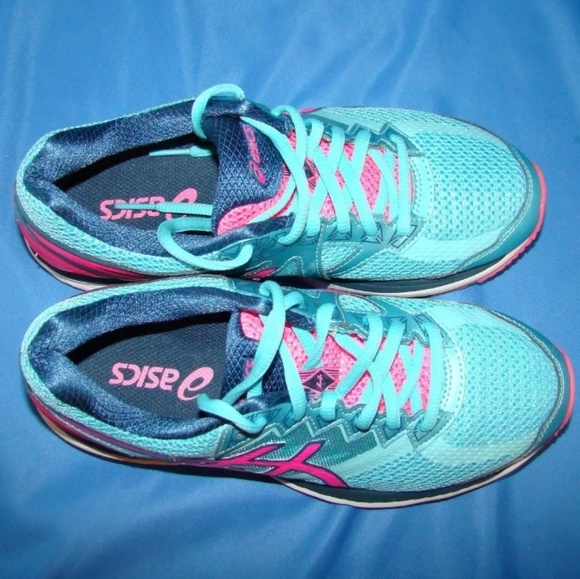 Women's Asics GT-2000 4 Running Shoes 6.5 - Picture 3 of 7